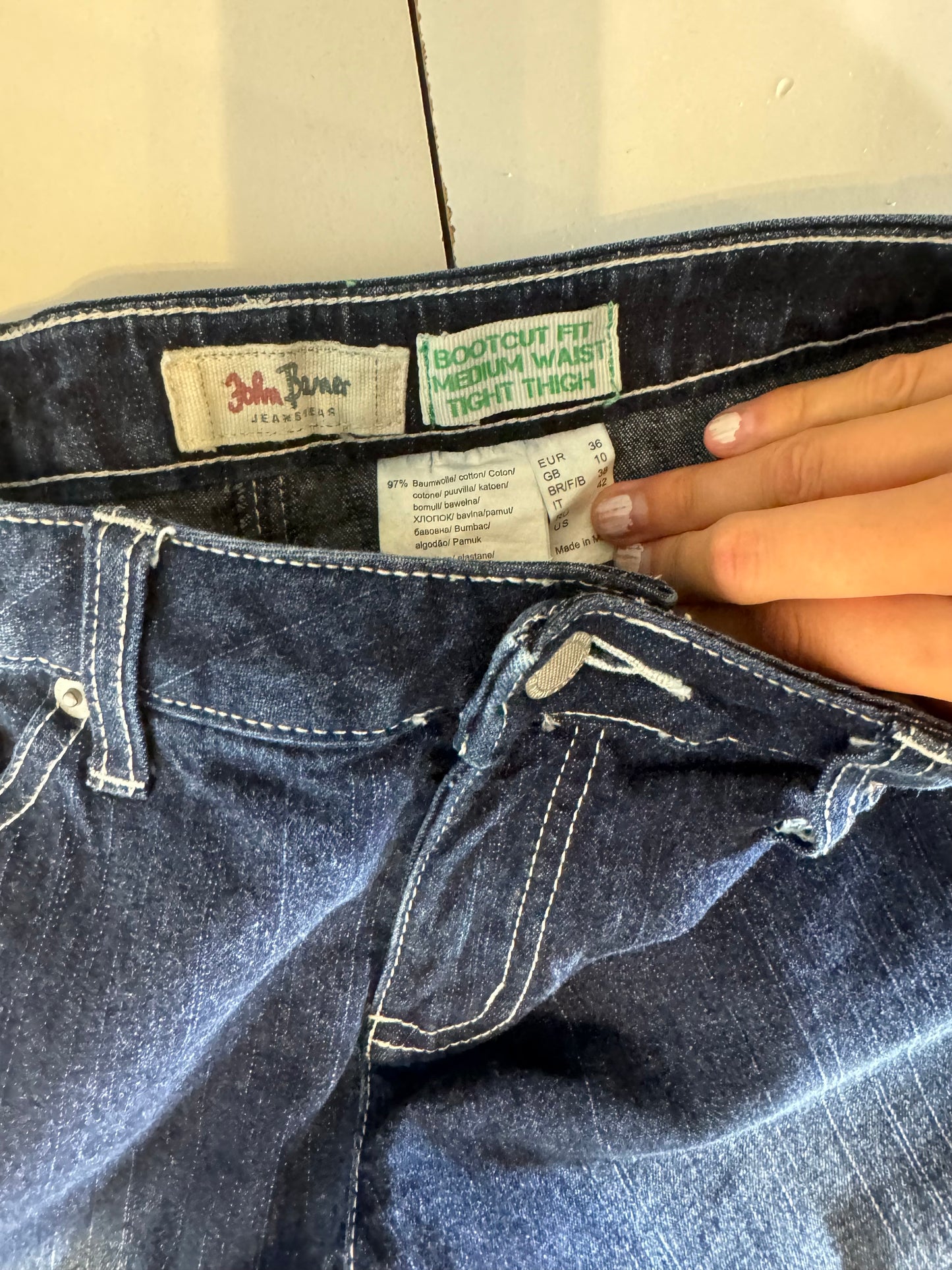 Utsvängda jeans stl: XS/S