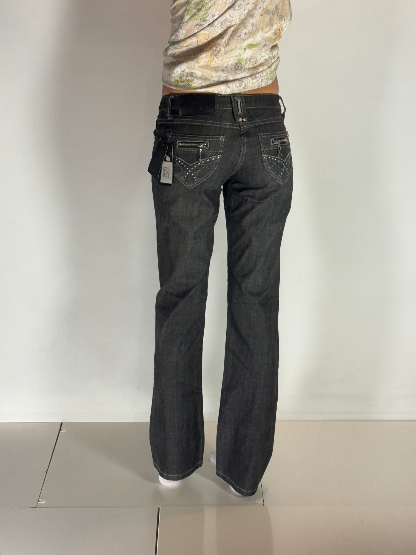 Lågmidjade jeans–stl: S