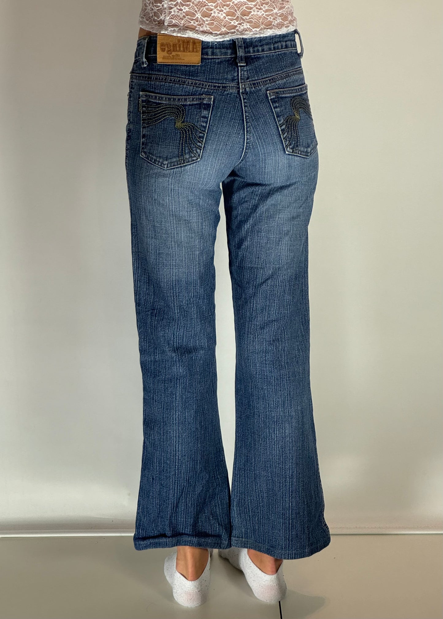 Utsvängda jeans stl: XS
