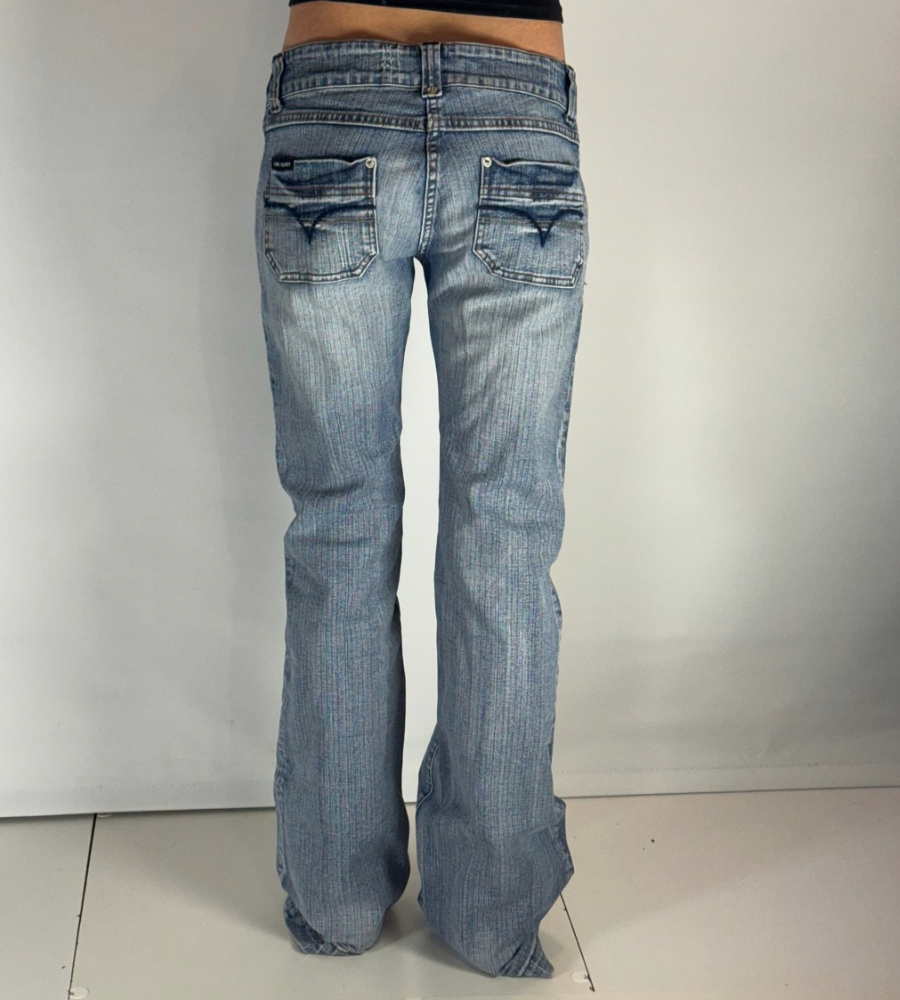 Lågmidjade jeans–stl: M