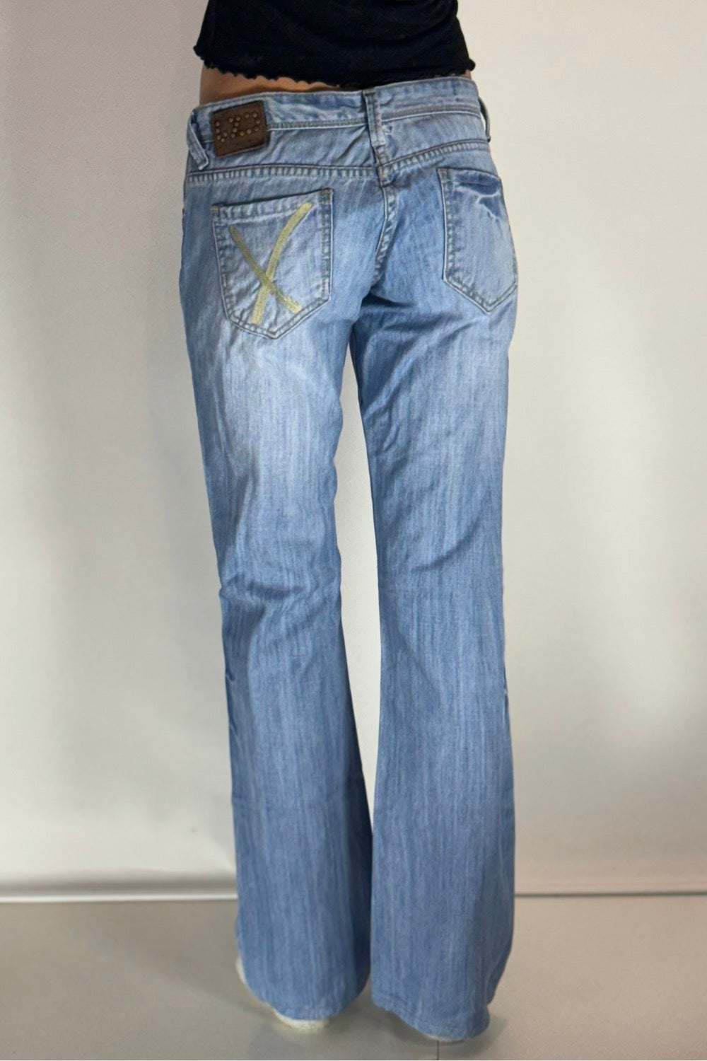 Lågmidjade jeans–stl: XS/S