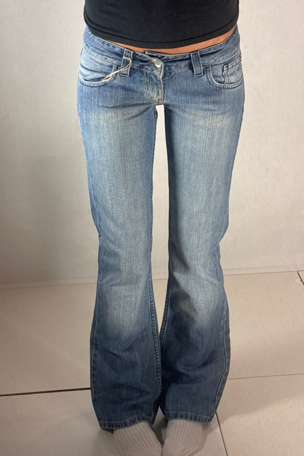 Lågmidjade jeans stl: XXXS (W26/L32)