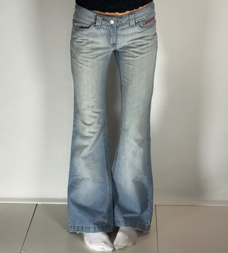 Lågmidjade jeans–stl: S