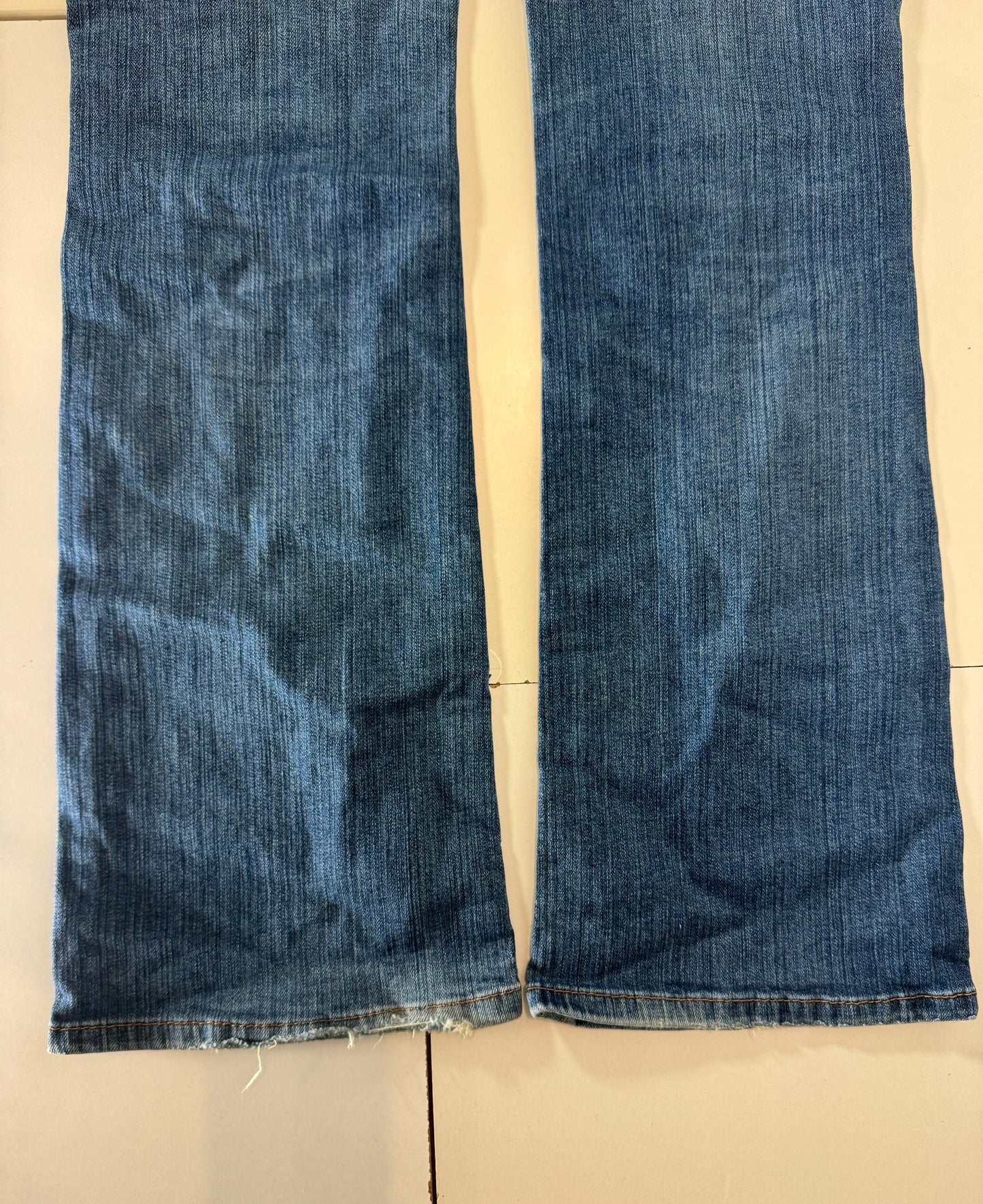 Utsvängda jeans stl: S/M