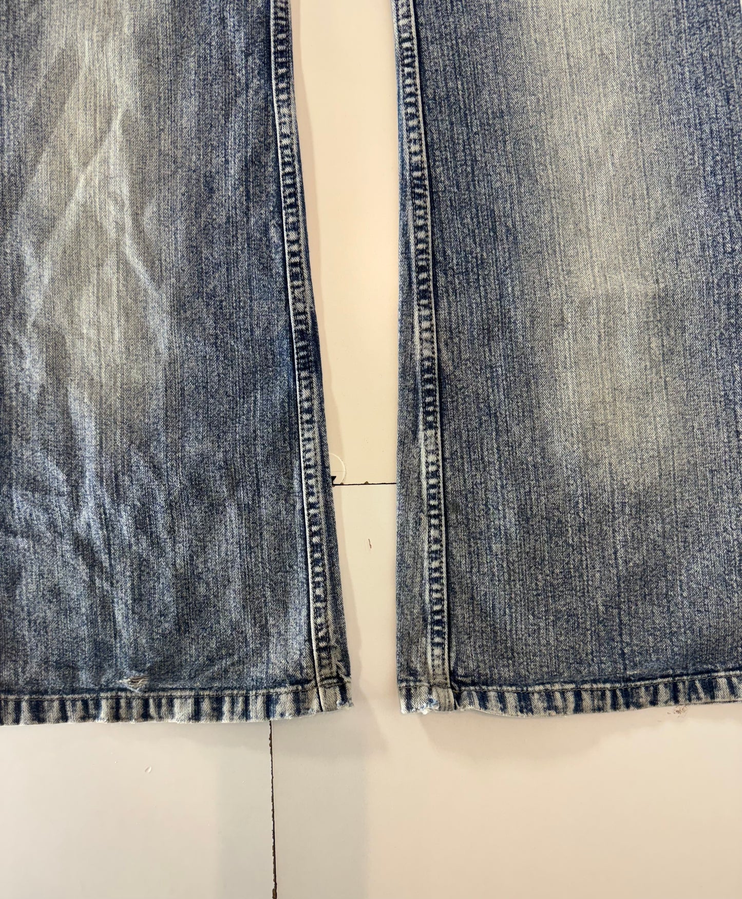 Utsvängda jeans–stl: XXS