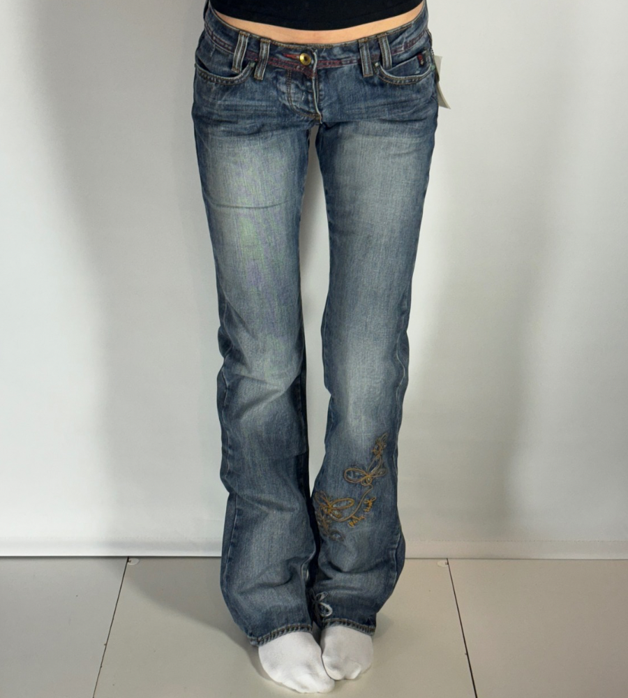 Lågmidjade jeans–stl: S