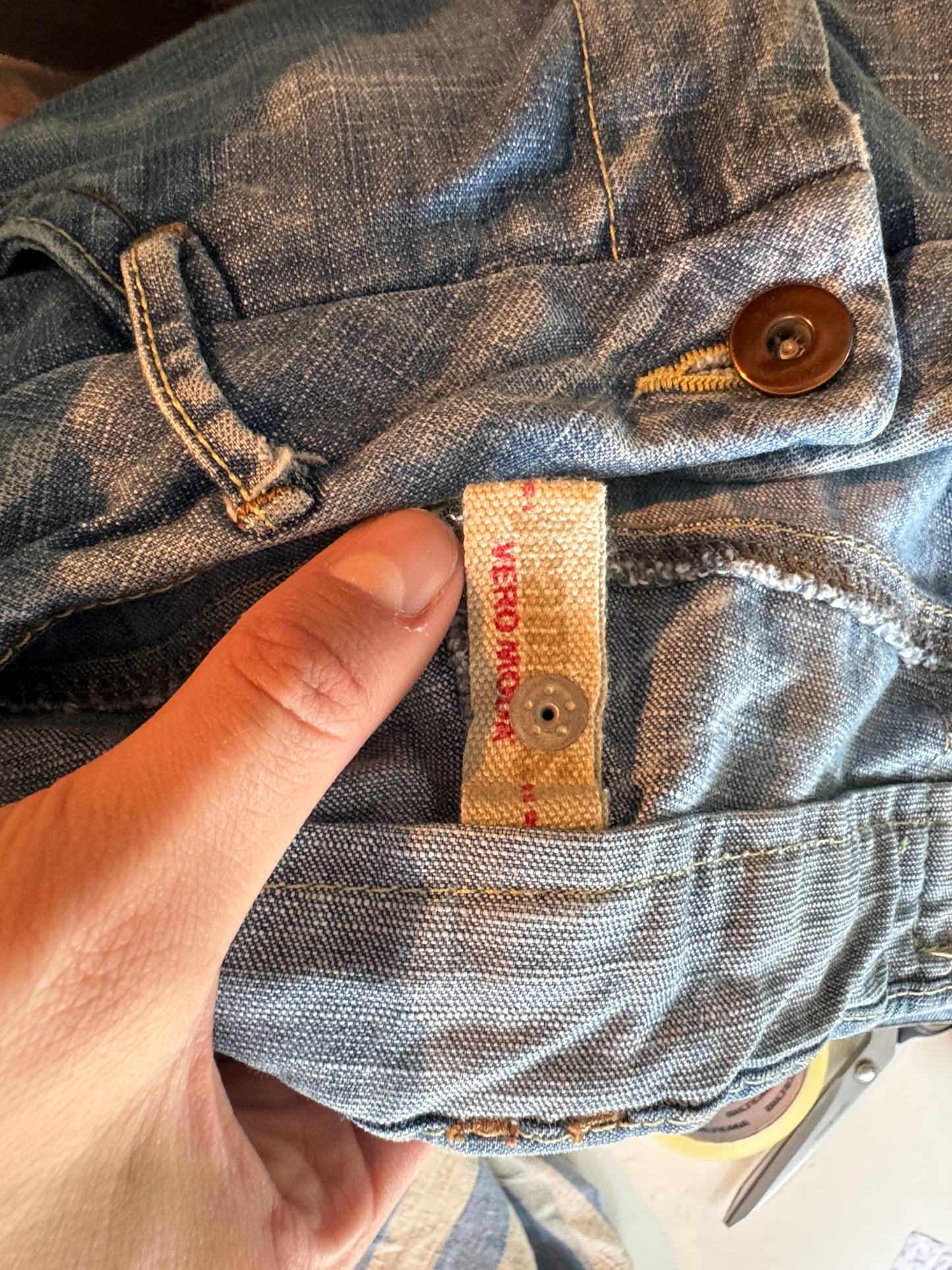 Lågmidjade jeans–stl: M
