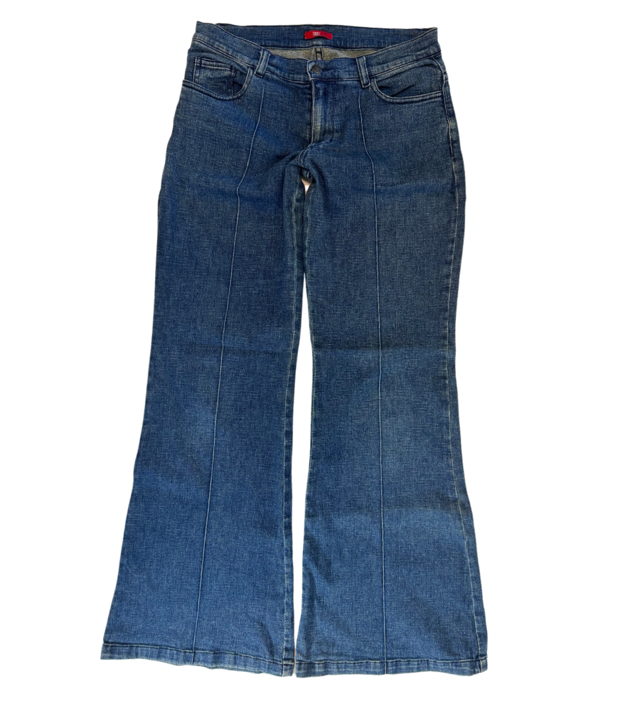 Utsvängda jeans–stl: S
