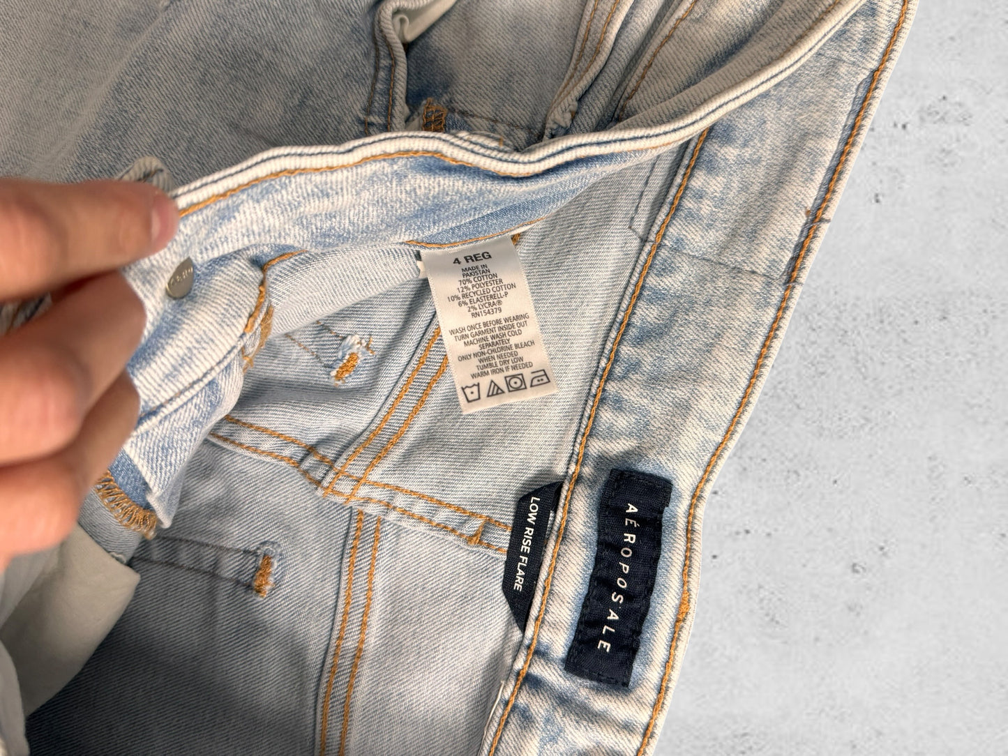 Lågmidjade jeans stl: (kopia 176)