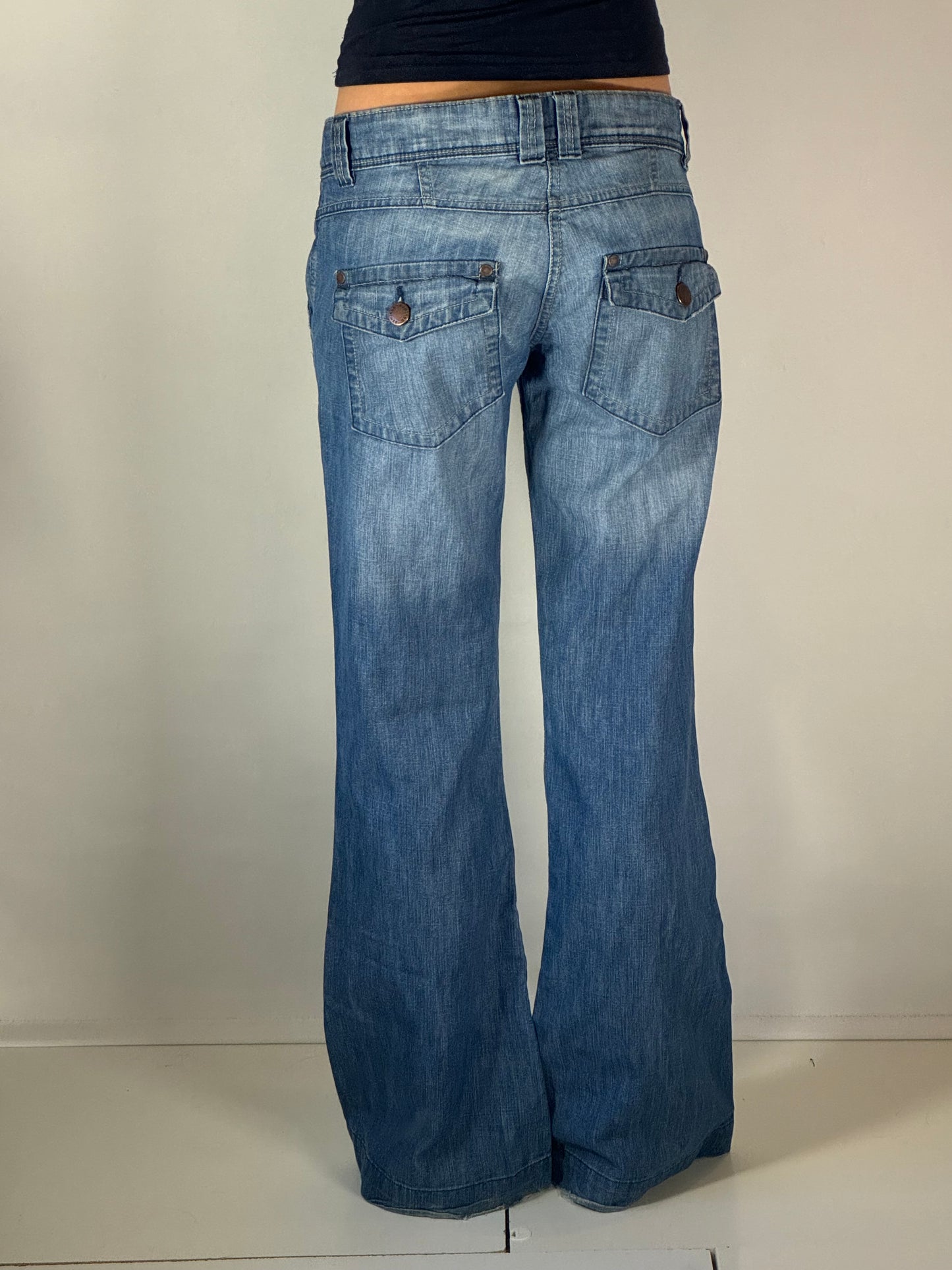 Lågmidjade jeans stl: M