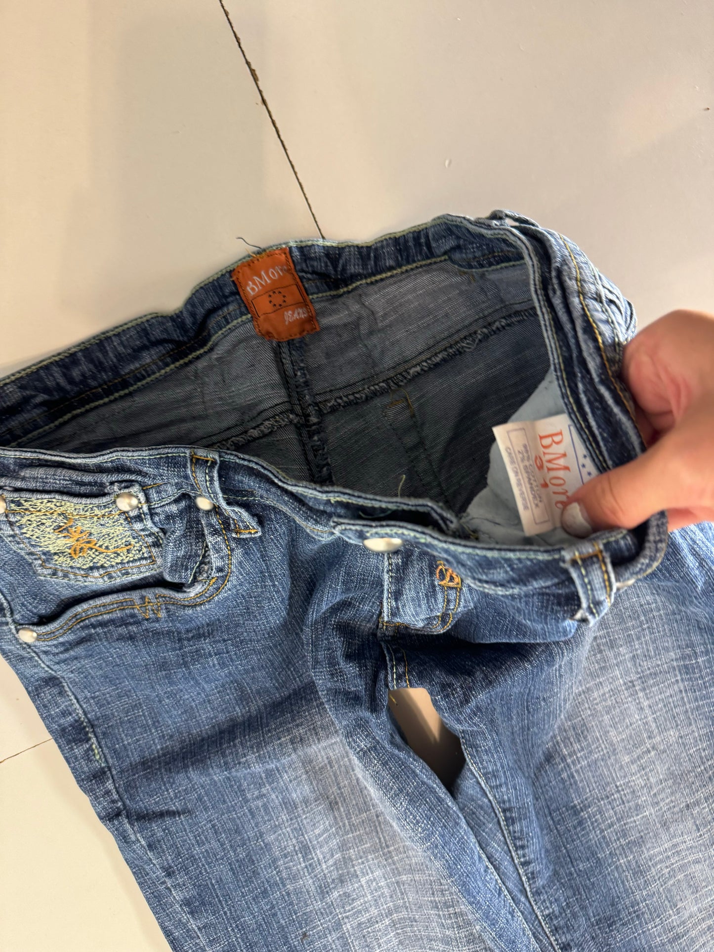 Lågmidjade jeans–stl: M