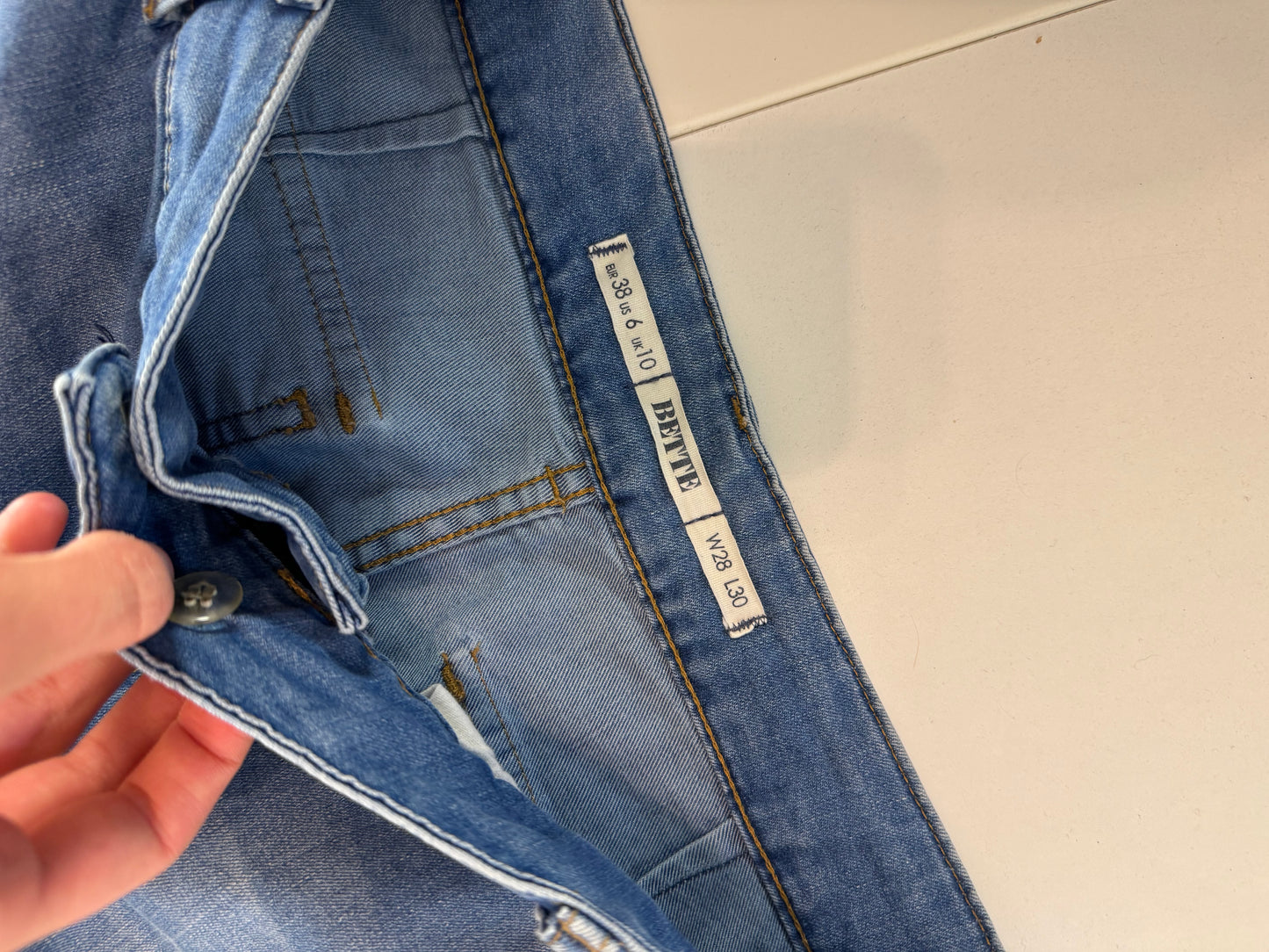 Lågmidjade jeans stl: M