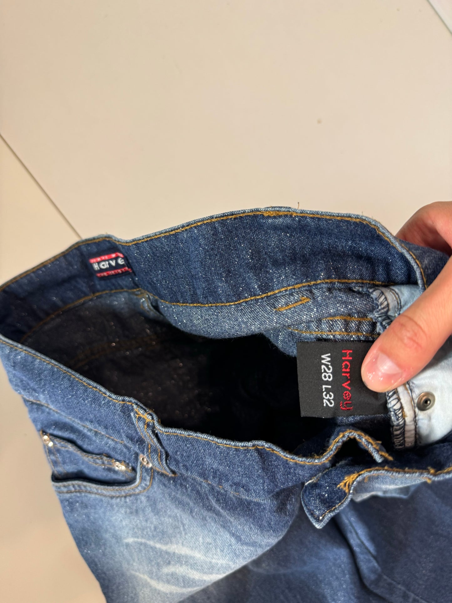Utsvängda jeans–stl: XS