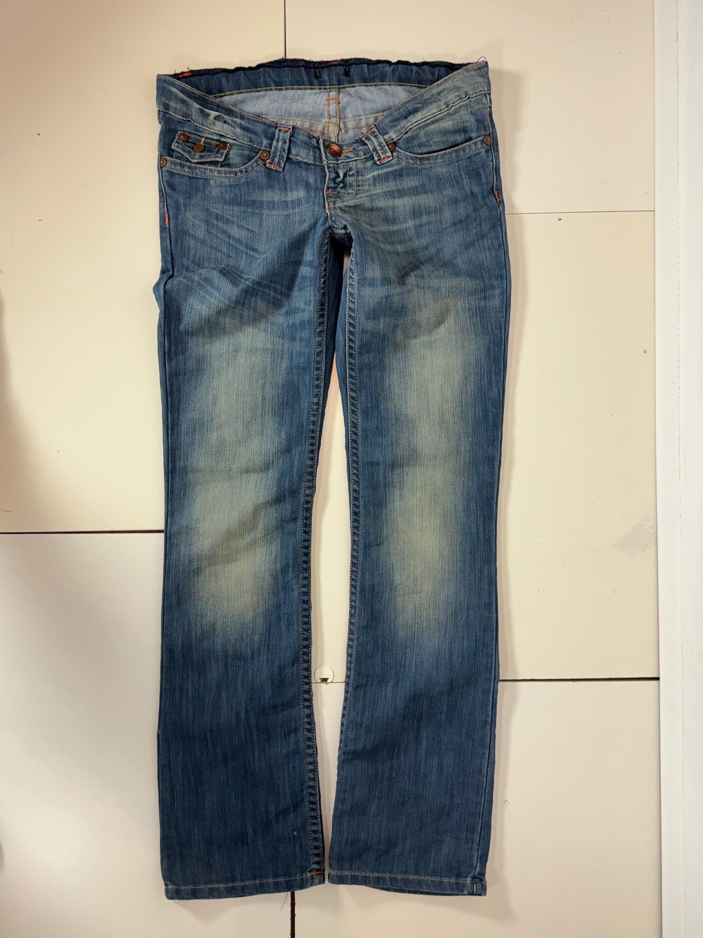 Lågmidjade jeans stl: M