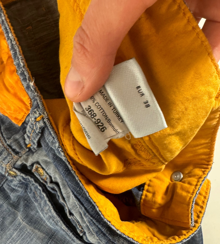 Lågmidjade jeans–stl: M