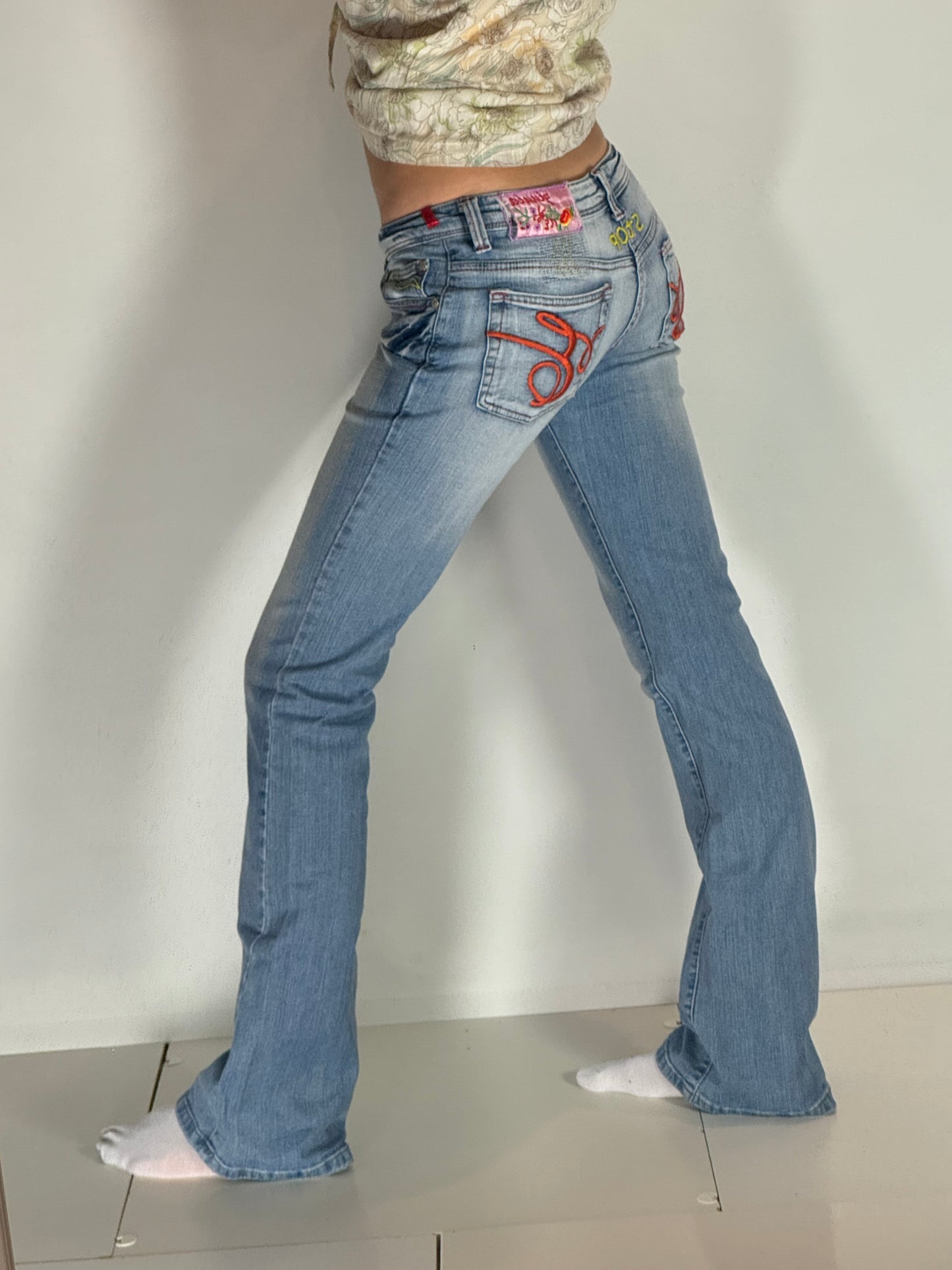 Lågmidjade jeans–stl: XS/S