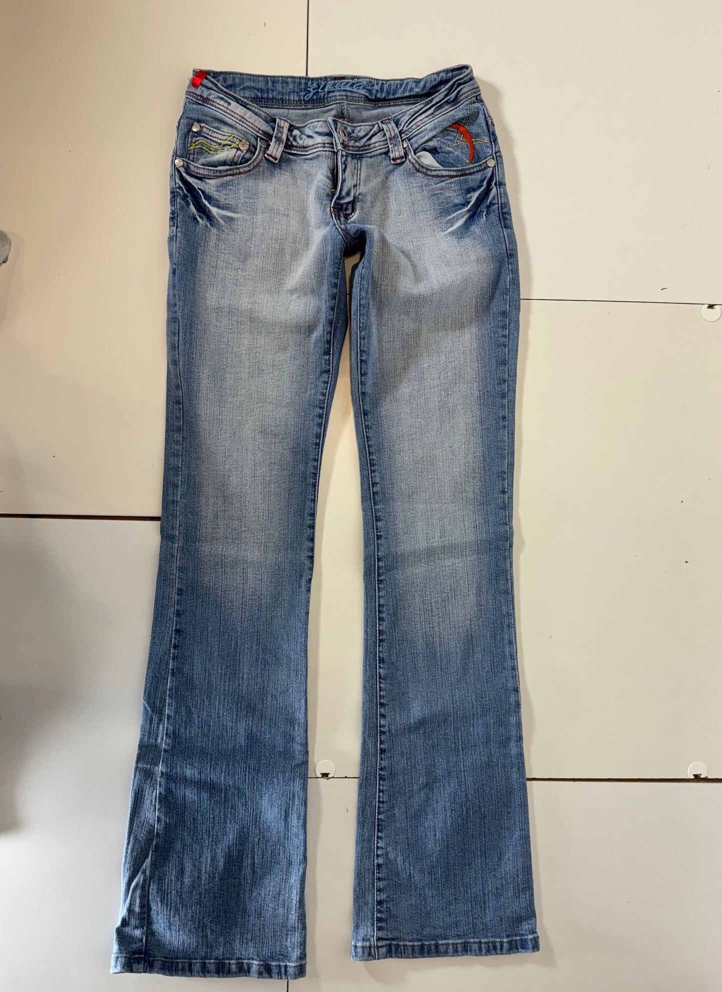 Lågmidjade jeans–stl: XS/S