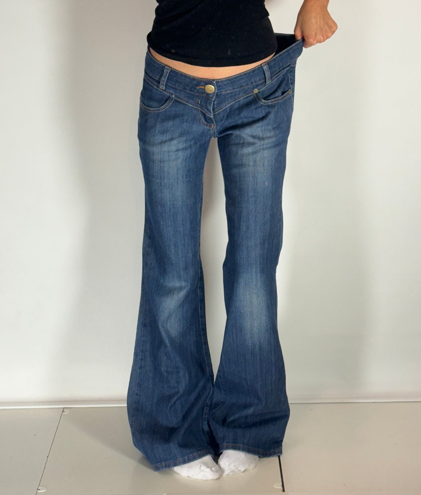 Lågmidjade jeans–stl: M