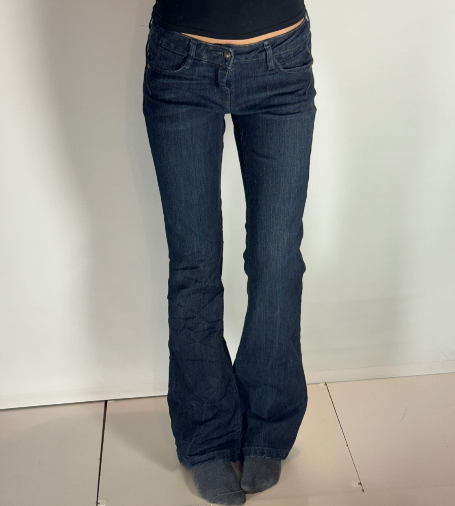 Utsvängda jeans – stl: S