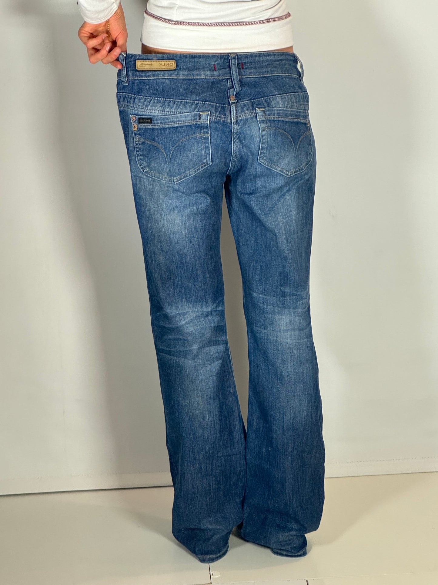 Lågmidjade jeans stl: L