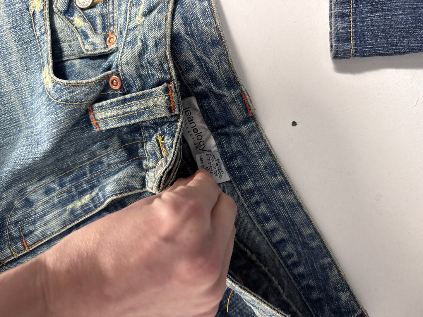 Utsvingte jeans str: L