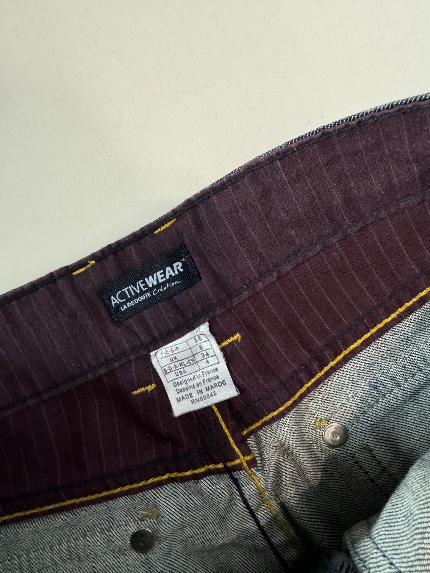 Utsvängda jeans stl: XS