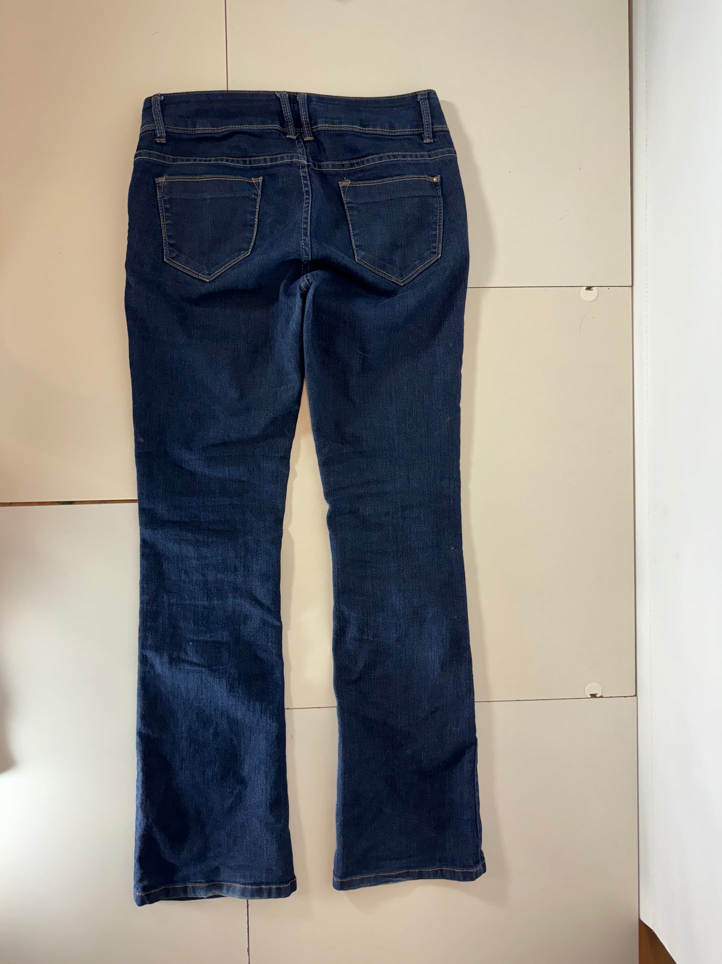 Lågmidjade jeans–stl: M