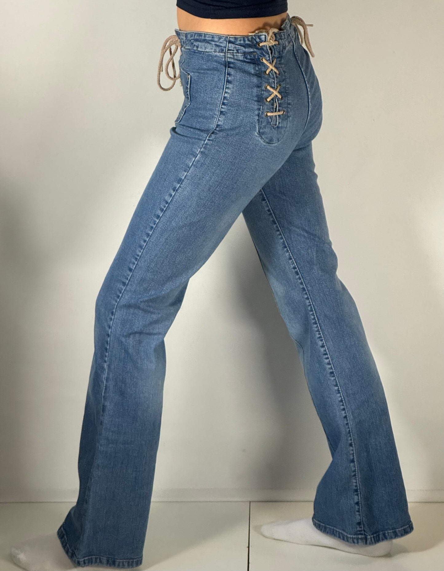 Utsvängda jeans stl: XS