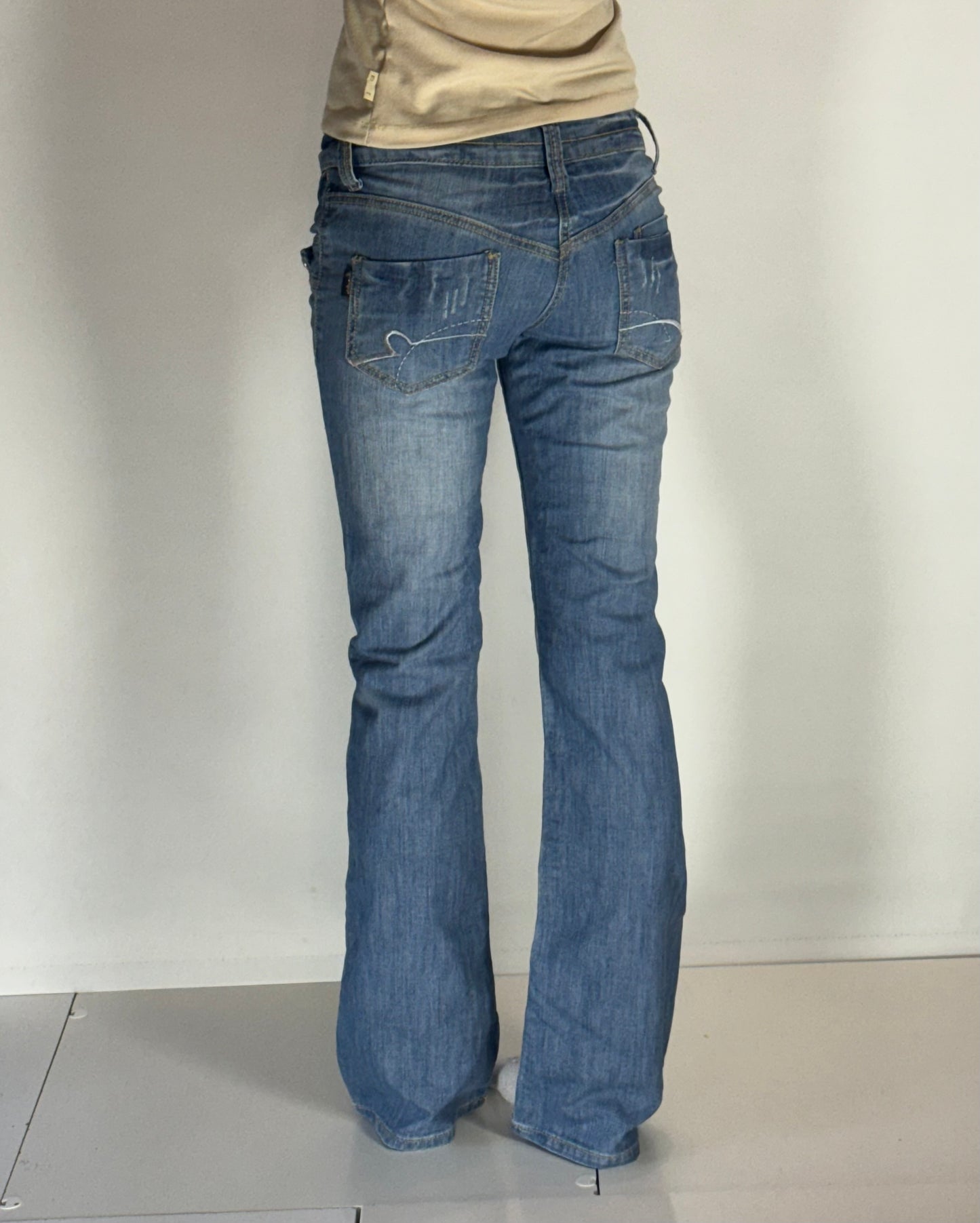 Lågmidjade jeans–stl: XS