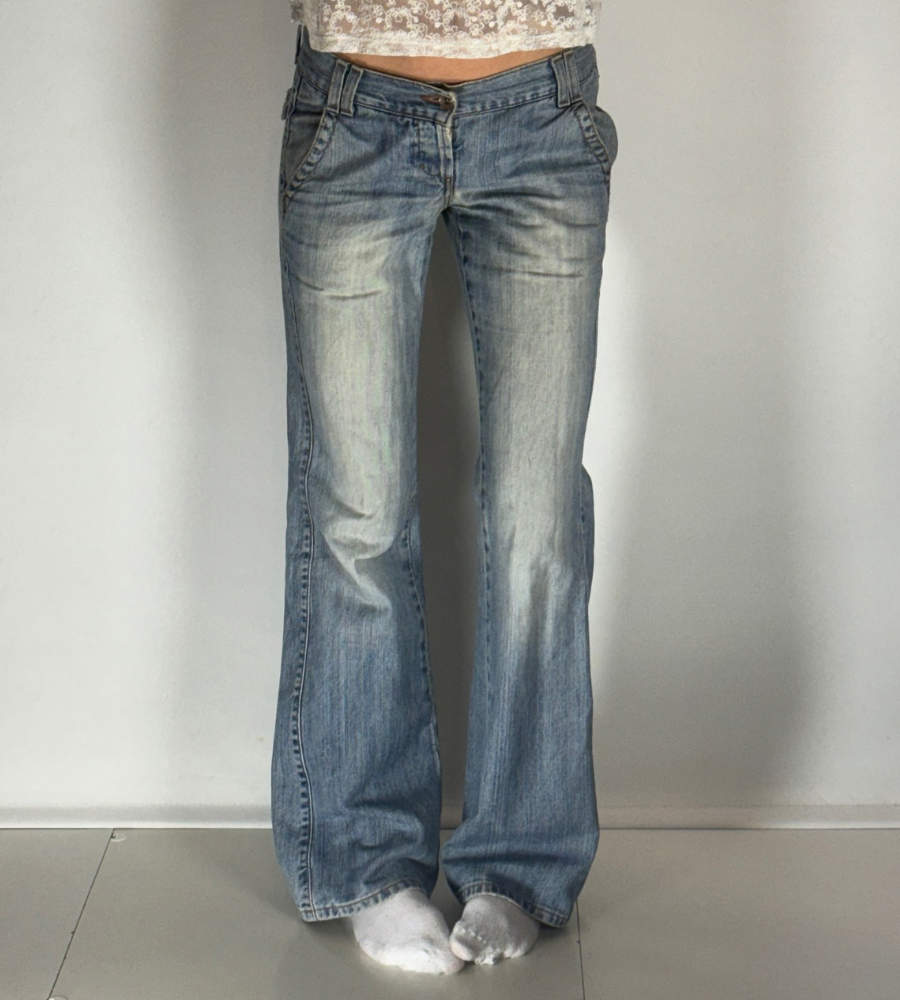 Lågmidjade jeans–stl: S