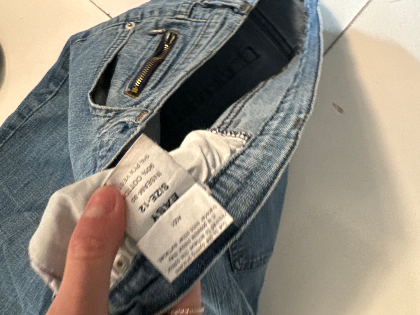 Utsvingte jeans str: S