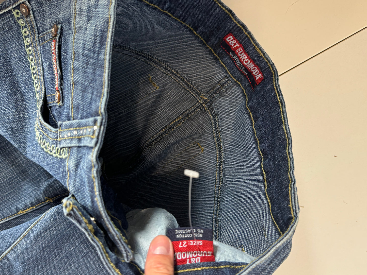 Utsvängda jeans stl: XS
