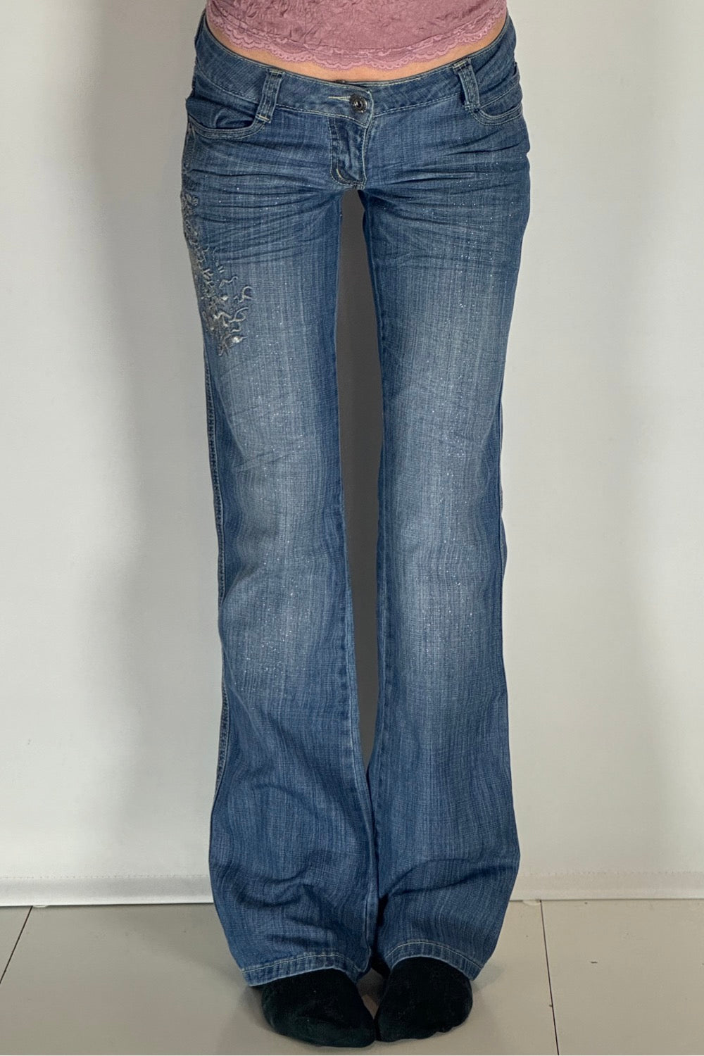 Lågmidjade jeans–stl: XS/S