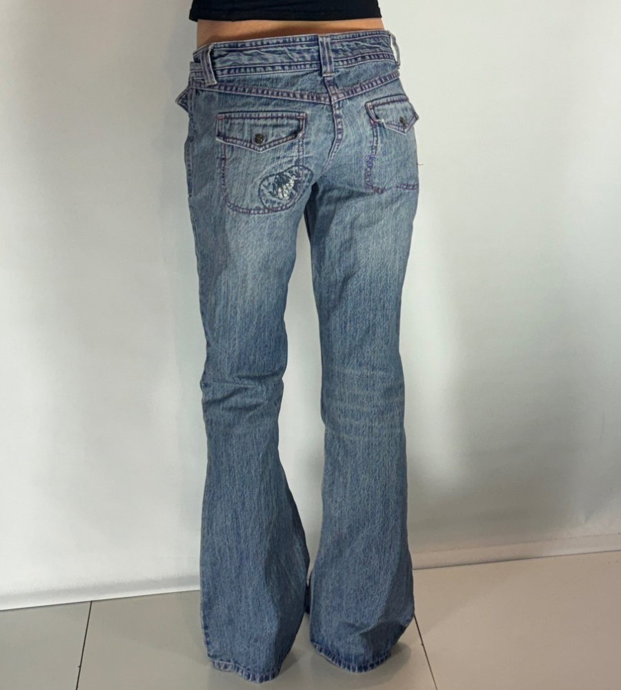 Lågmidjade jeans–stl: M