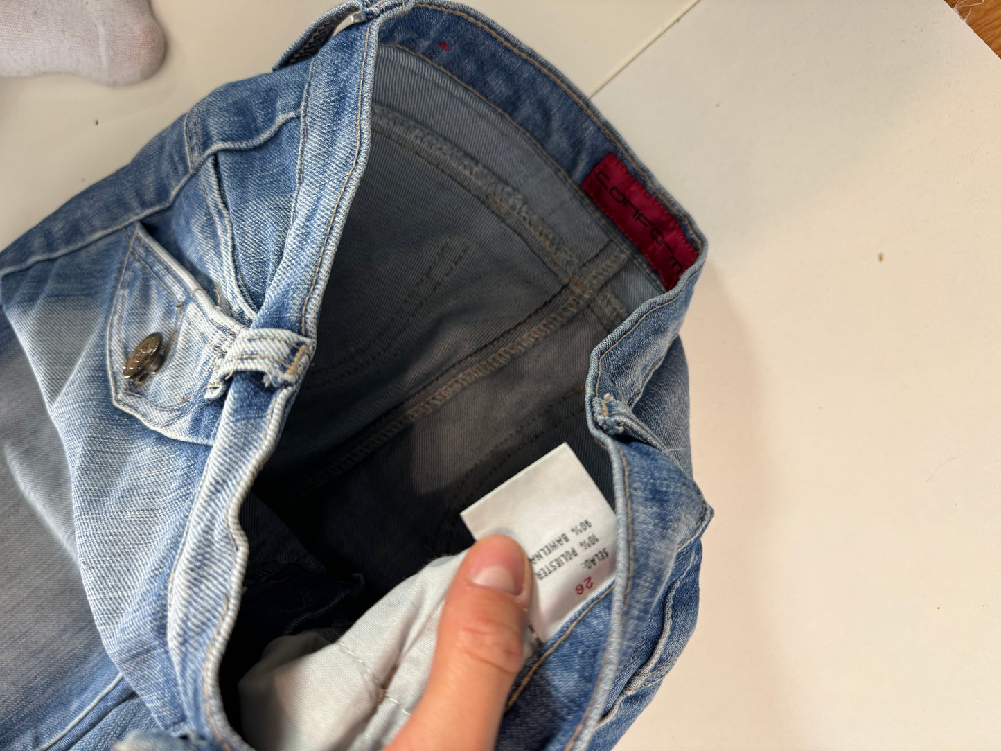 Utsvängda jeans stl: XS