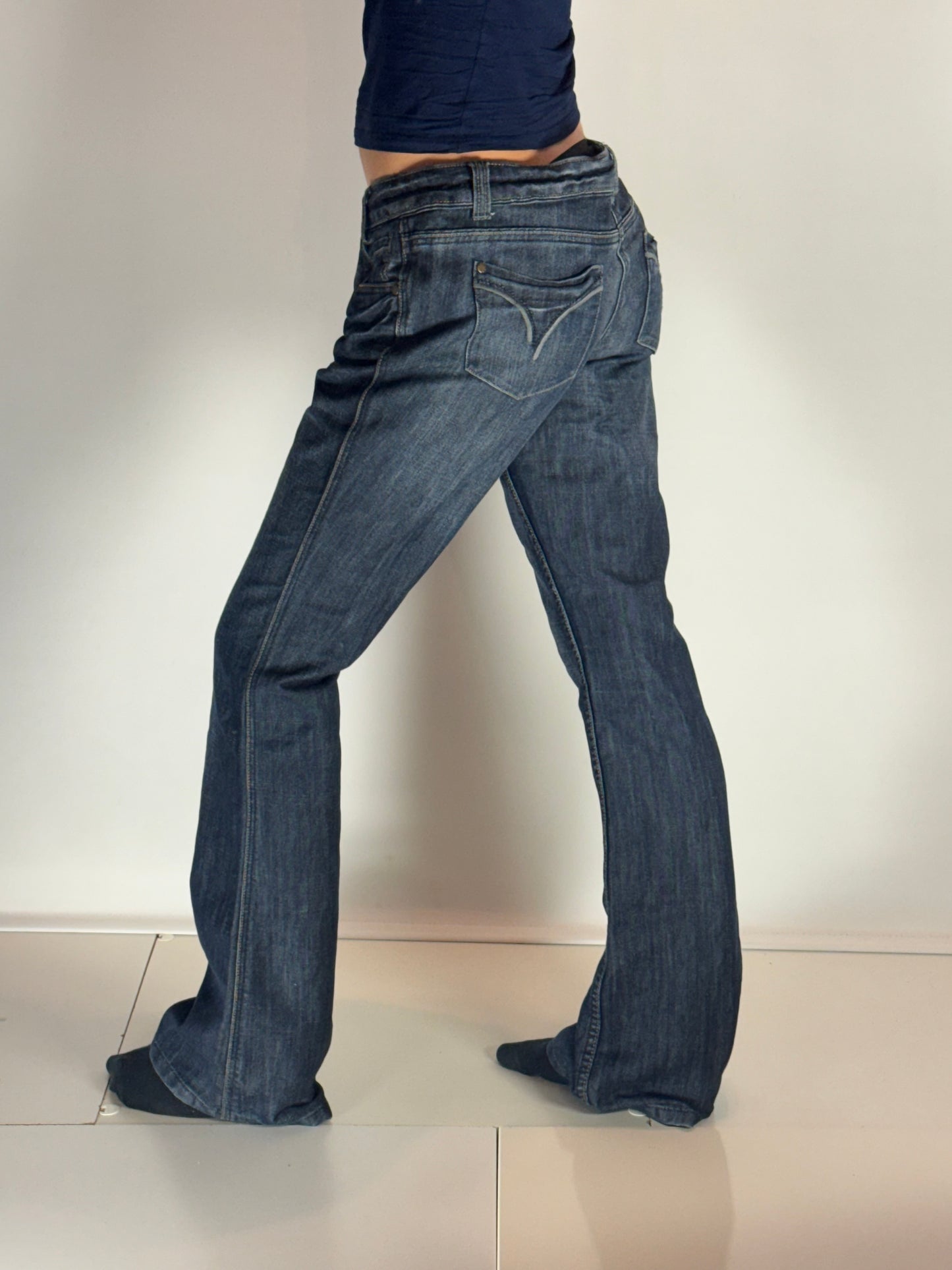 Lågmidjade jeans–stl: M