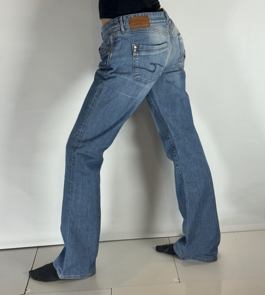 Lågmidjade jeans–stl: M/L