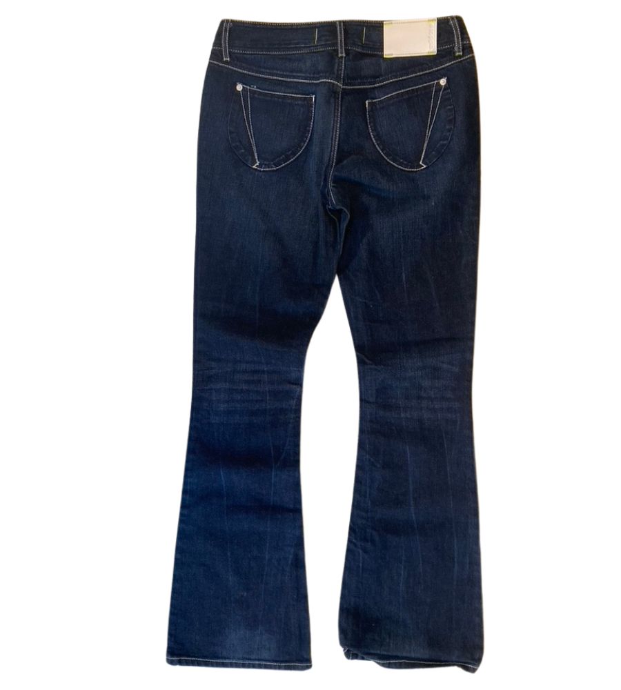Utsvängda jeans–stl: S