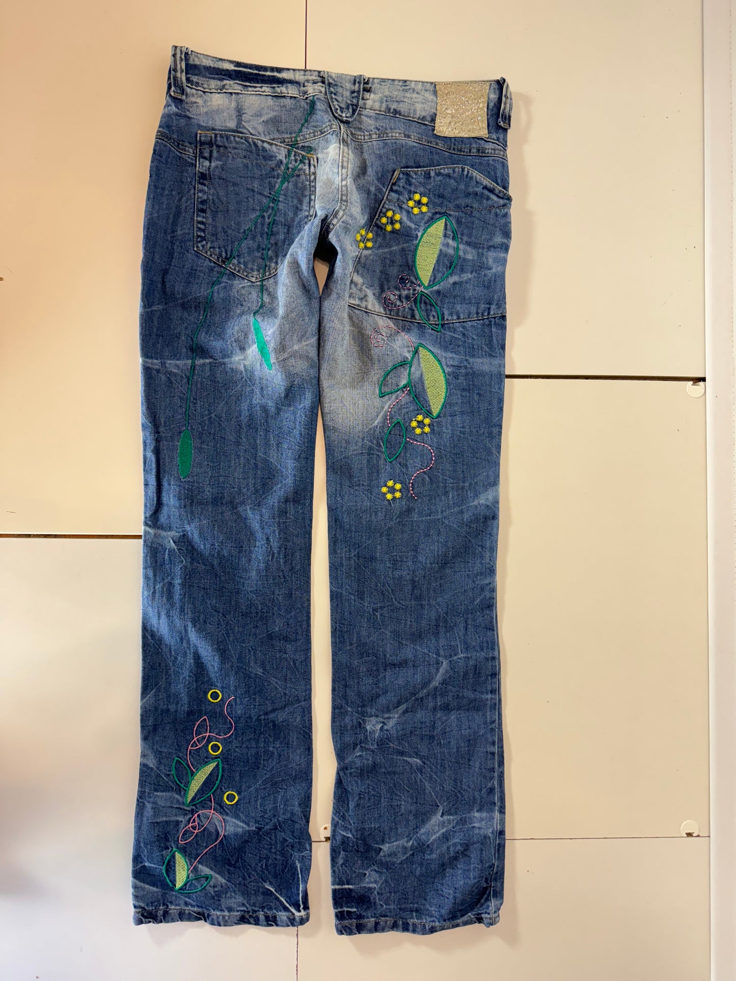 Lågmidjade jeans–stl: S