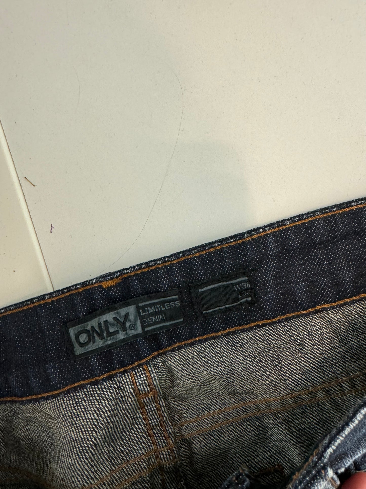 Lågmidjade jeans–stl: S