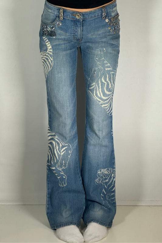 Utsvängda jeans stl: S