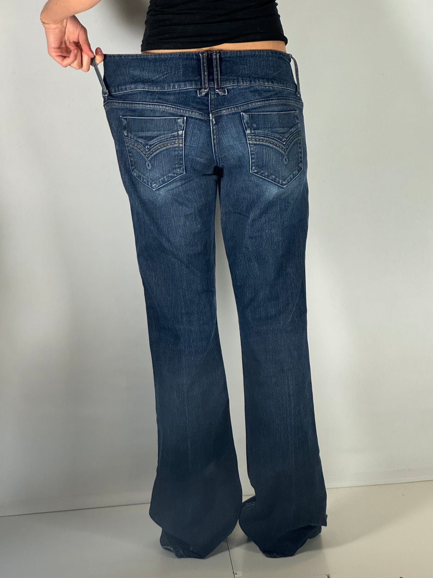 Lågmidjade jeans stl: M