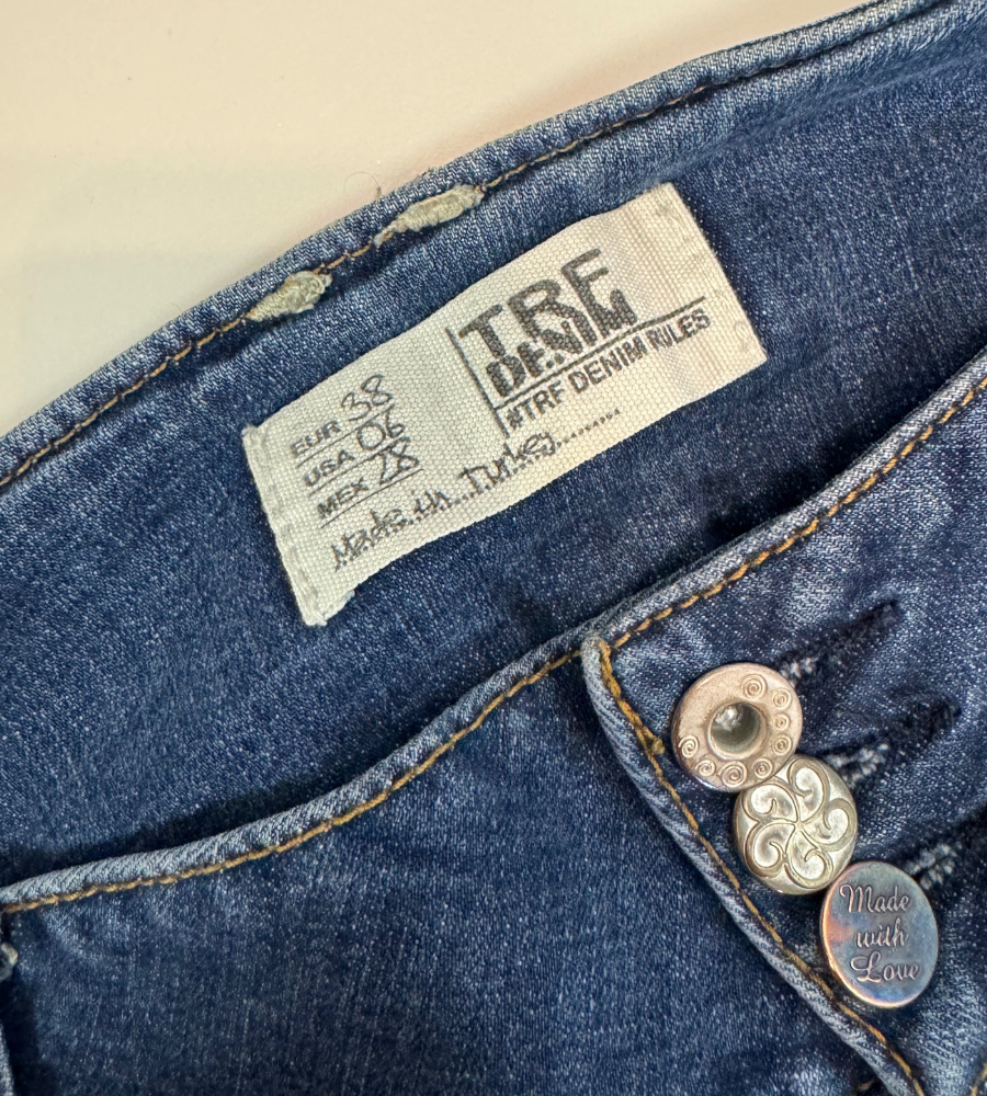 Lågmidjade jeans–stl: M