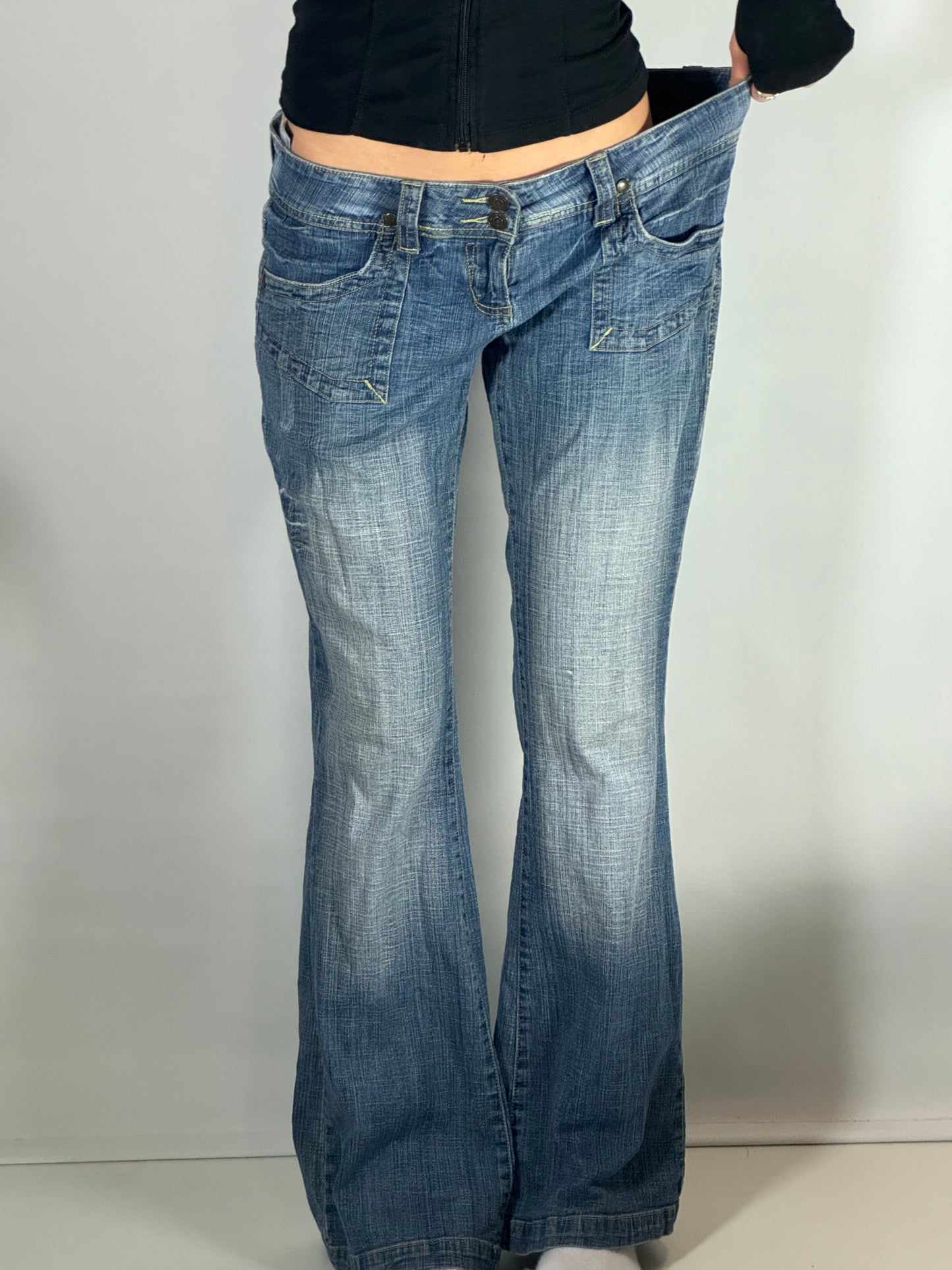 Lågmidjade jeans stl: M