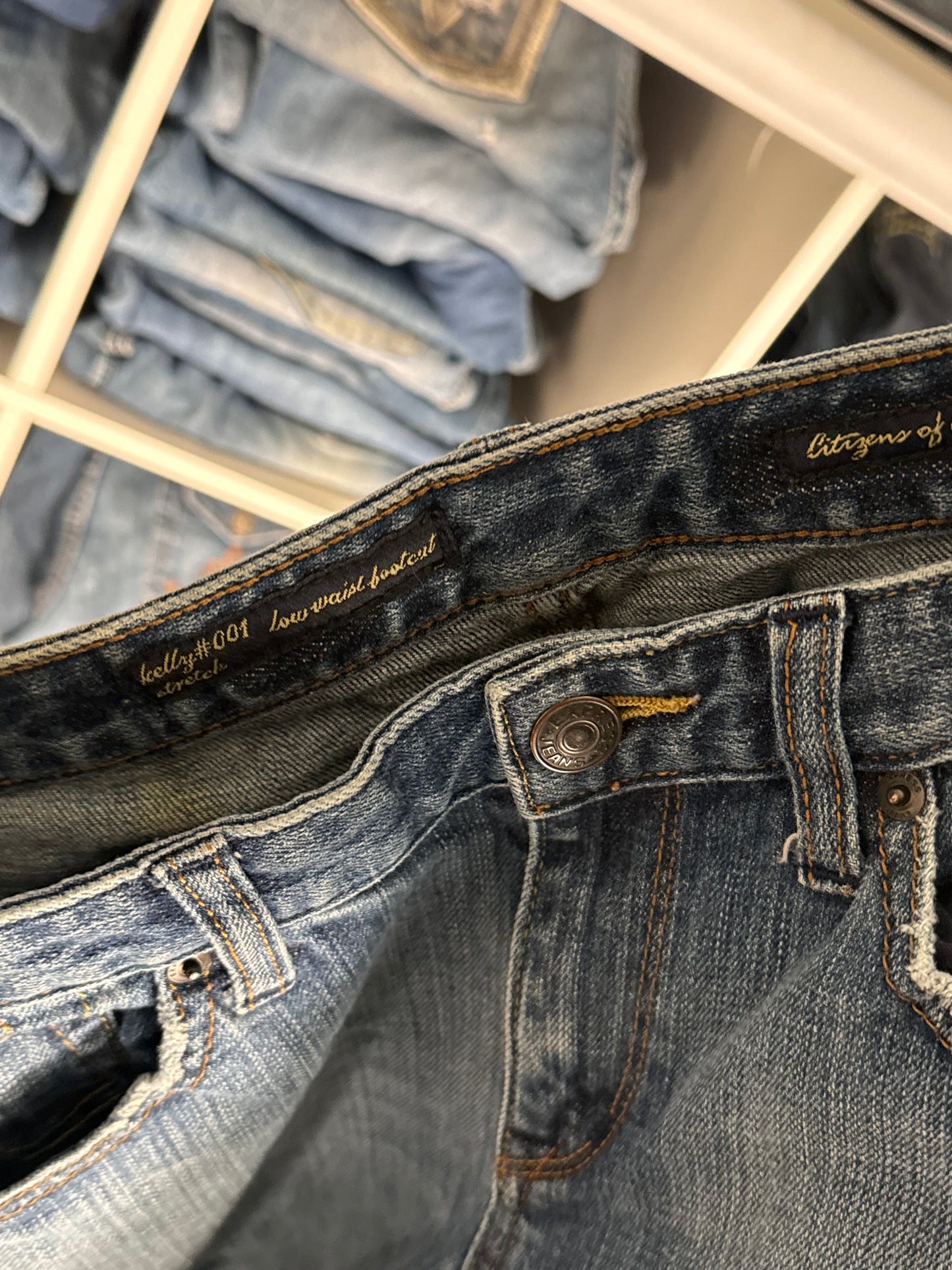Utsvängda jeans stl: XS
