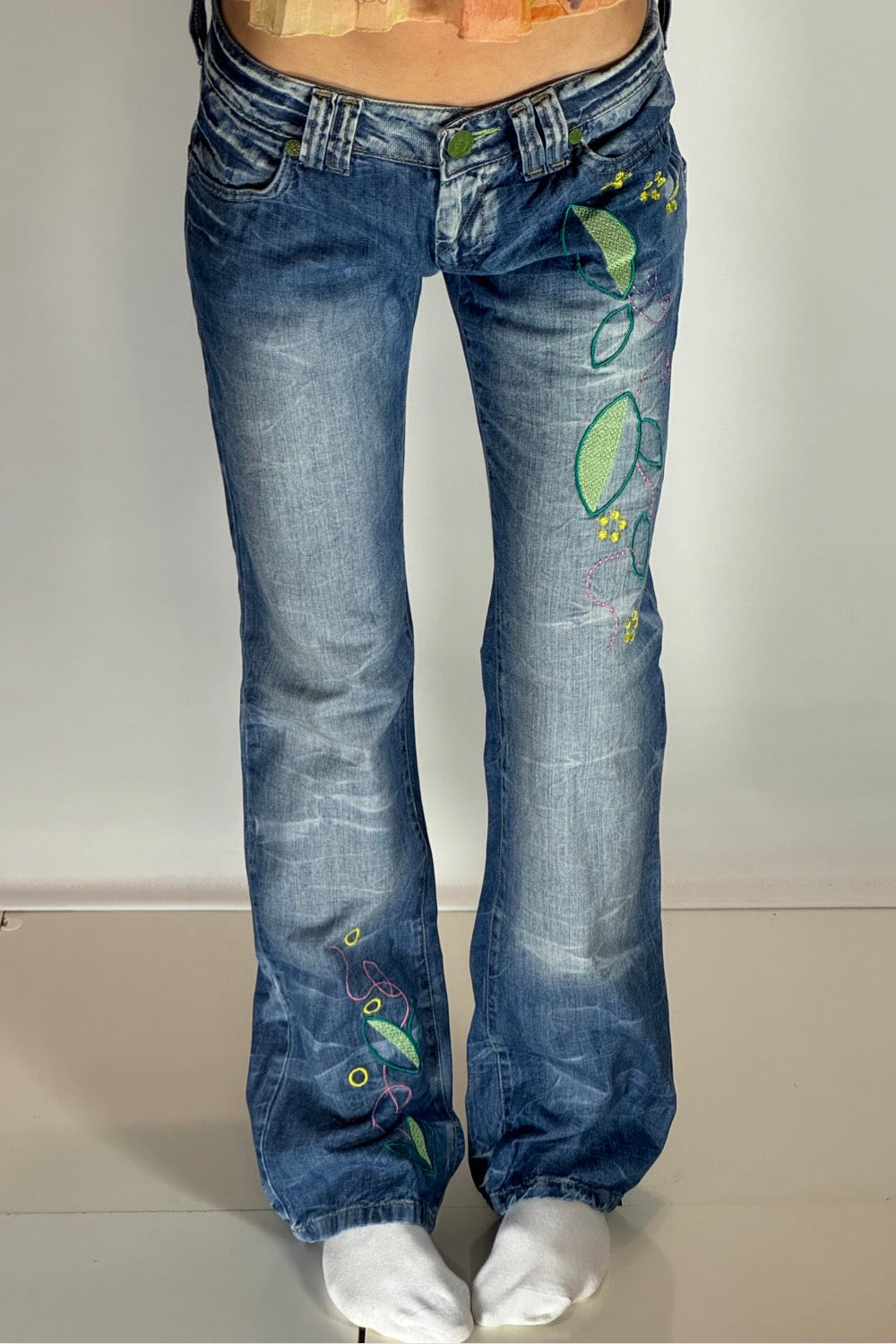 Lågmidjade jeans–stl: S