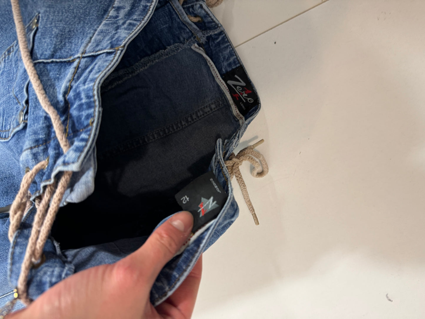 Utsvängda jeans stl: XS