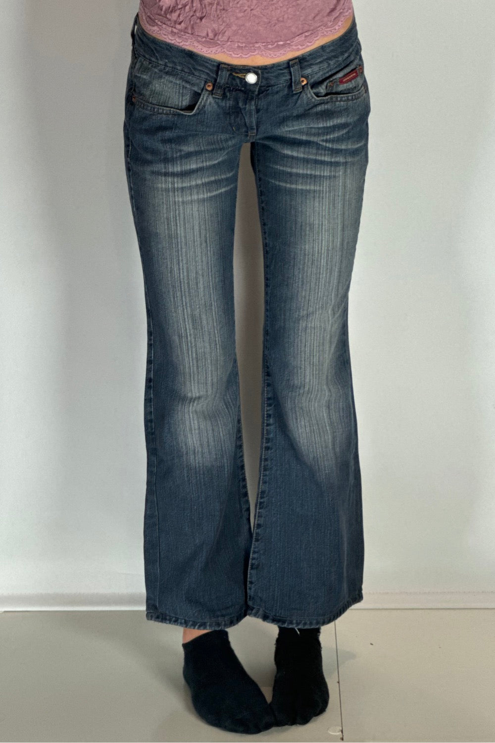 Lågmidjade jeans–stl: XS/S