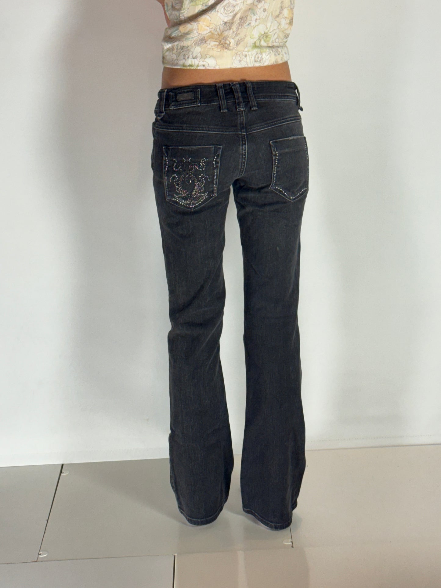 Lågmidjade jeans–stl: S