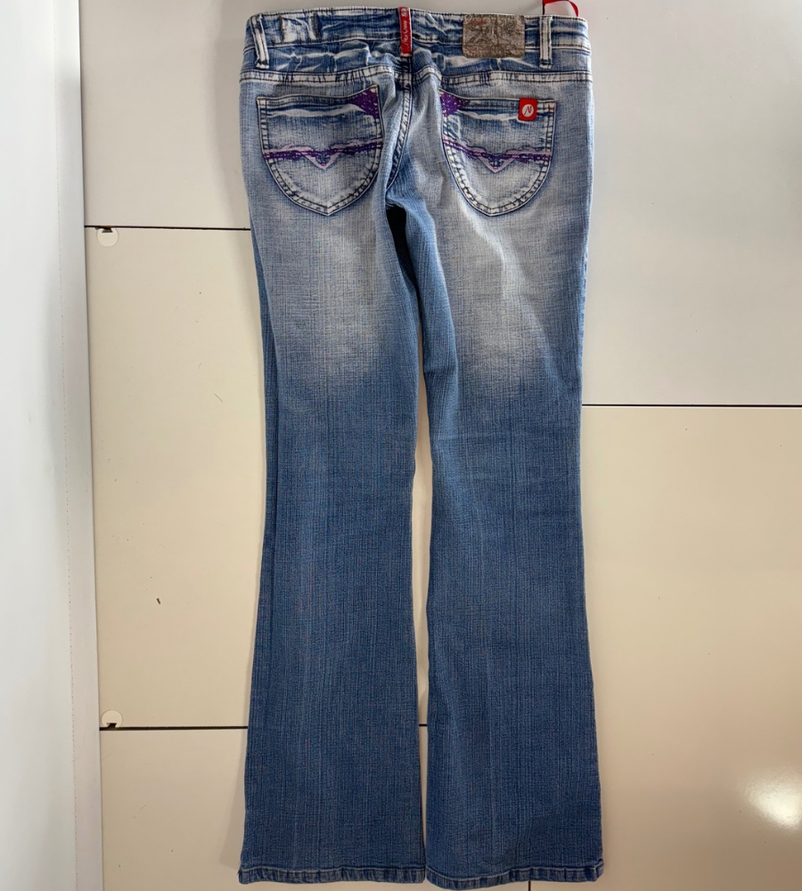 Lågmidjade jeans–stl: S